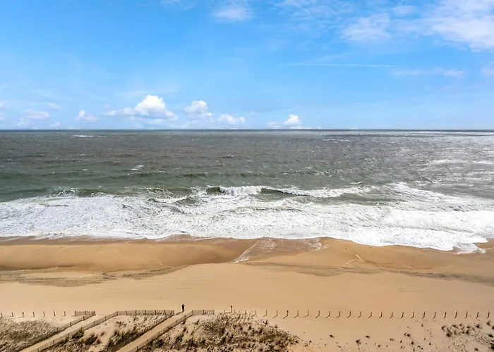 Towers-direct Ocean Front Views From Your Private Balcony And Renovated ! Ferienhaus